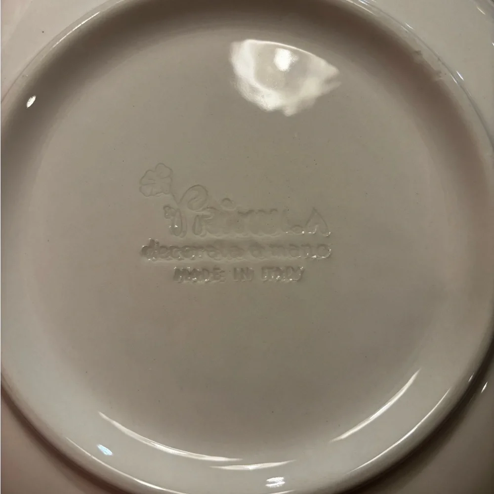 Williams Sonoma Botanical Dinnerware Set with Red Trim